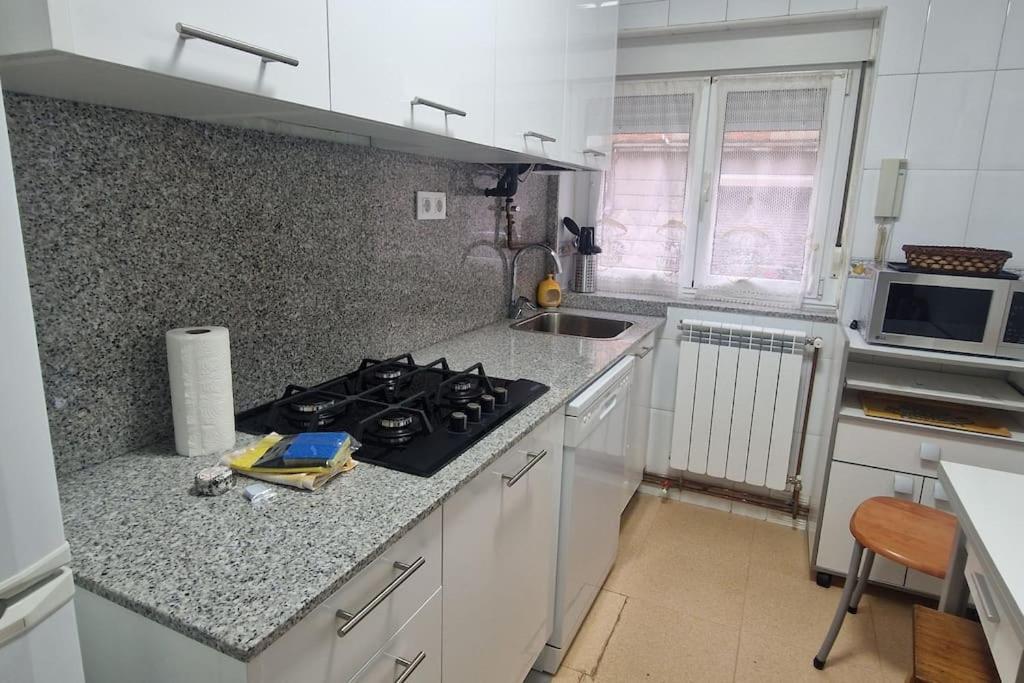 Apartamento En Oviedo 646A Buitenkant foto